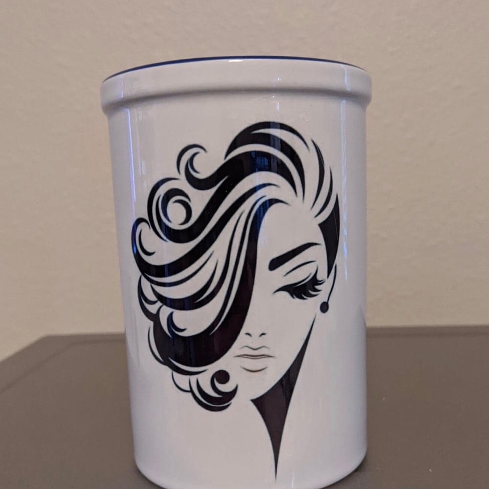 Make up Brush Holder